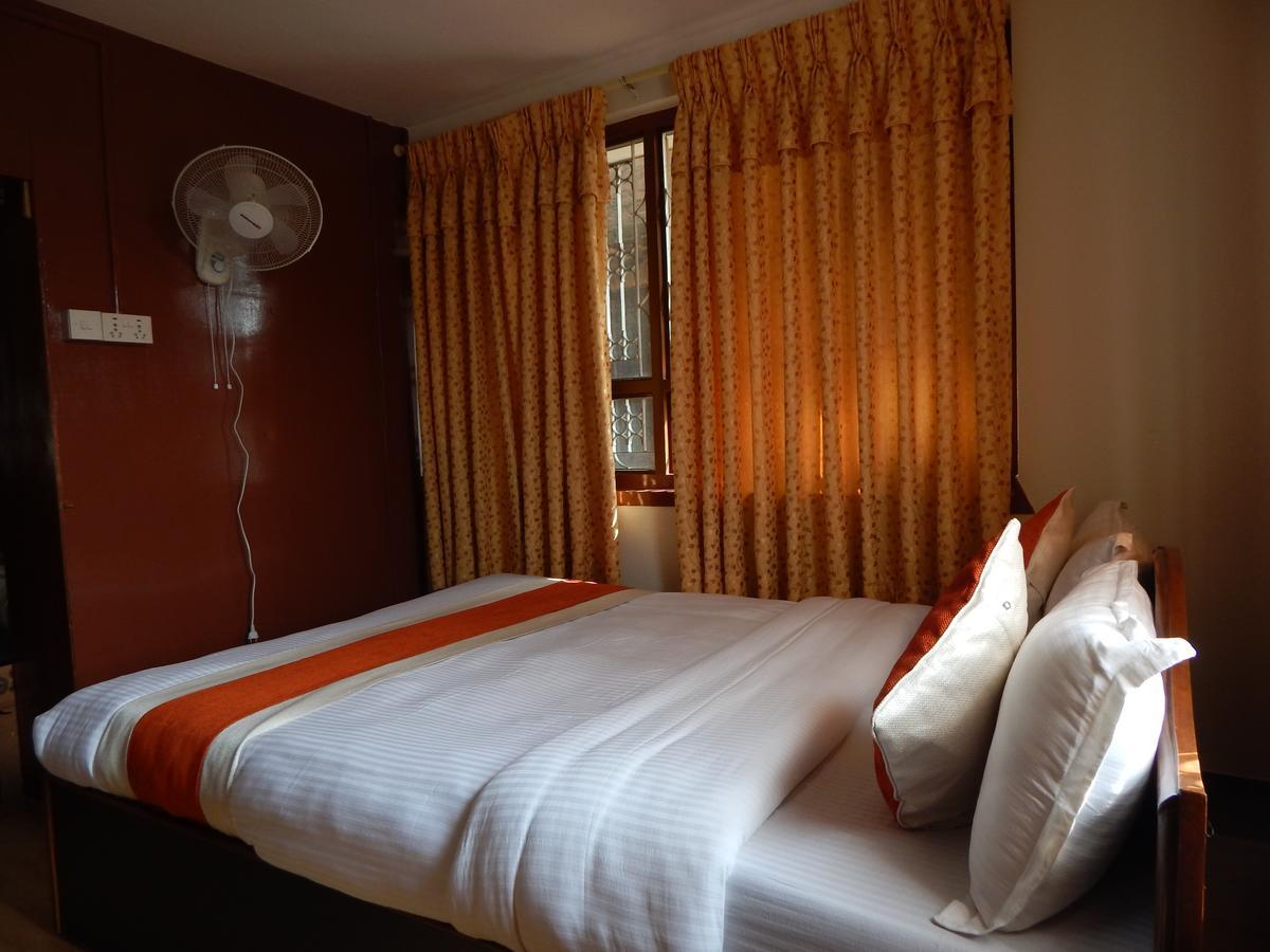 Hotel Giramondo Kathmandu Bagian luar foto